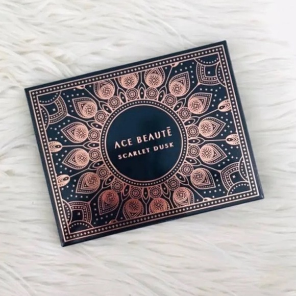 NIB Ace Beautē Scarlet Dusk Eyeshadow Palette - Picture 3 of 7